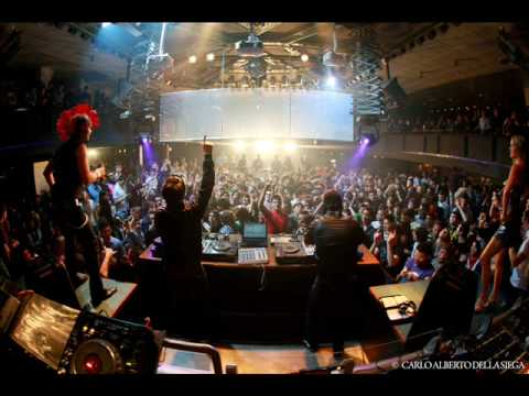 Coolio Vs Morricone - Change (Cyberpunkers Remix) Official