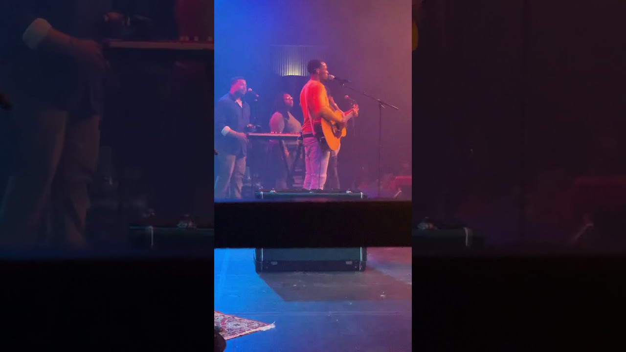 Make Room Chords Jonathan Mcreynolds