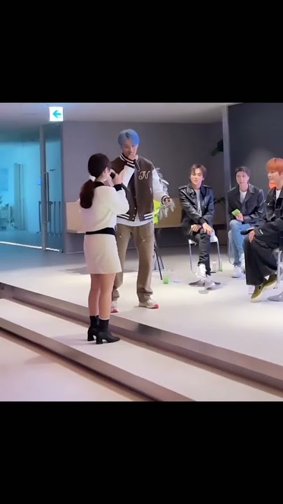 HAECHAN ngakak banget ngetawain MARK 🤣😭#nct127 #markhyuck #mark #haechan
