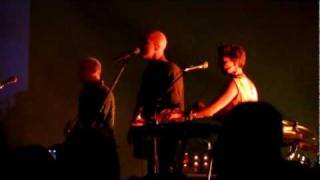 Milow "Ayo Technology" @ Jahrhunderthalle Frankfurt (23.10.11)