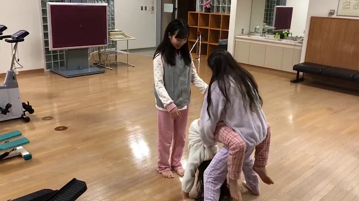 Daisy & Nickie & Kao