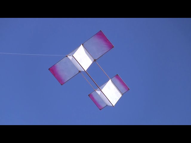 150201 飛行機凧 - YouTube