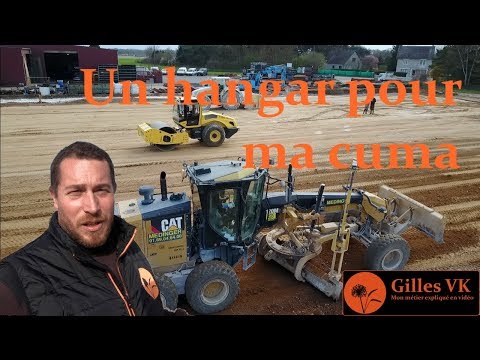 Vidéo: De combien de ciment ai-je besoin pour une base de hangar?