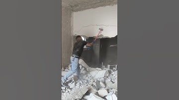 Simple technique for breaking walls with hammer