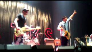 Beatsteaks - Shut up stand up live in Freiburg am 20.11.2011 und Ende des Konzerts