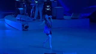 Download Lagu Ariana Grande - breathin ( Sweetener World Tour Antwerp, Belgium ) MP3 Download Lagu Ariana Grande - breathin ( Sweetener World Tour Antwerp, Belgium ) MP3