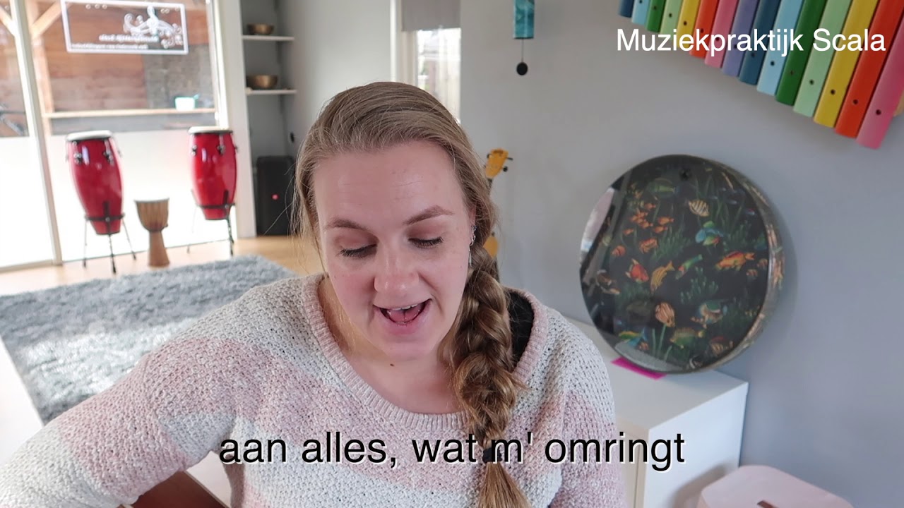 Langs berg en dal - YouTube