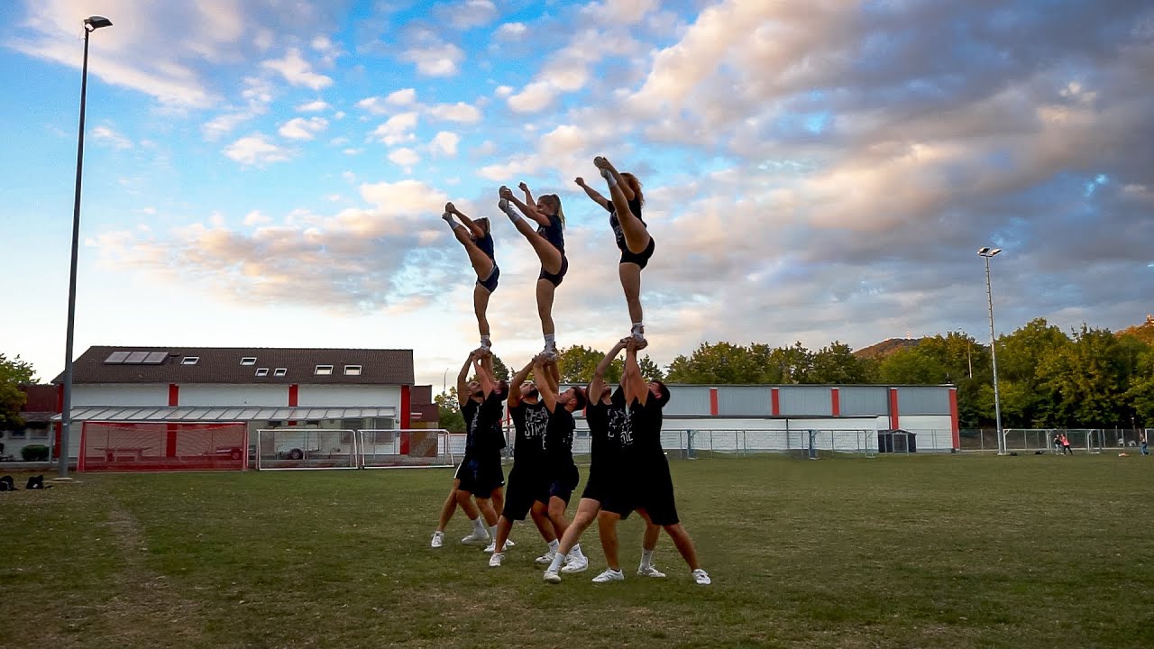 Cheer Strike Smoke - Winzerfest Dehaam 2020
