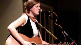 Video thumbnail of "Trish Robb performs Dublin Blues"