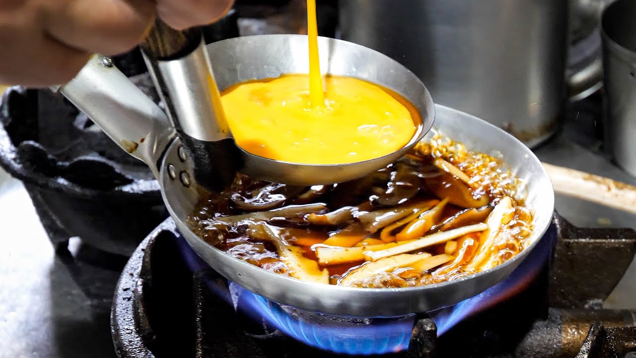 かつ丼！！肉そば！！17歳で料理人生を決意した生粋の蕎麦うどん職人に密着丨SOBA Noodles in Osaka