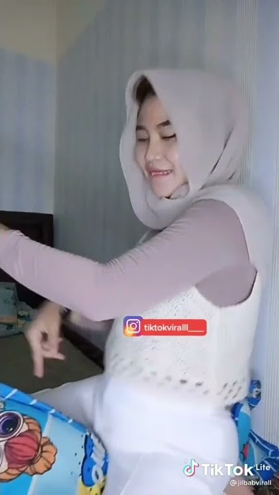 Tiktok Jilbab Cantik #184 main sama guling