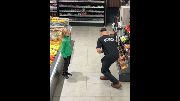 Security guard makes little girl happy