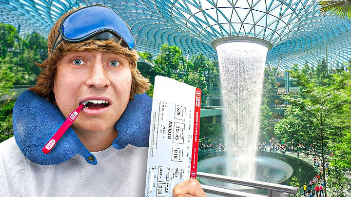 OVERNIGHT IN WORLD'S MOST LUXURIOUS AIRPORT!