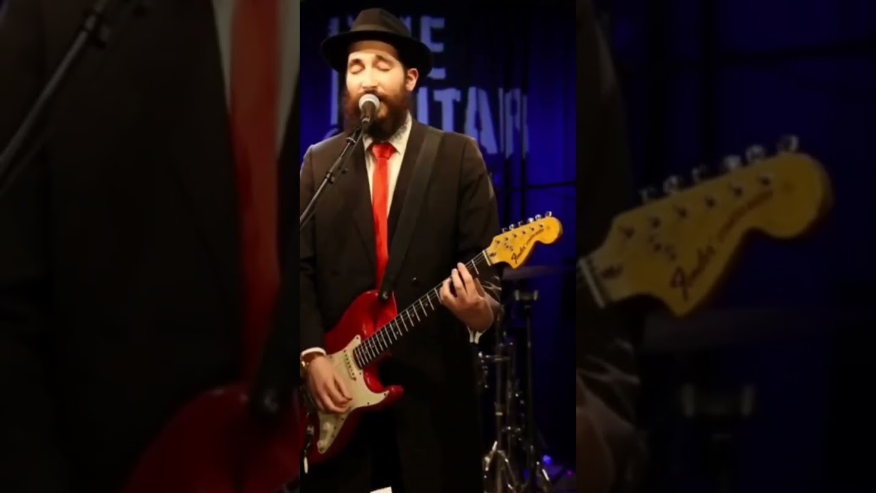 #תודה_אבא הלהיט "הכל אתה" בהופעה חיה בת"א🎸 הביצוע המלא מחכה לכם בערוץ