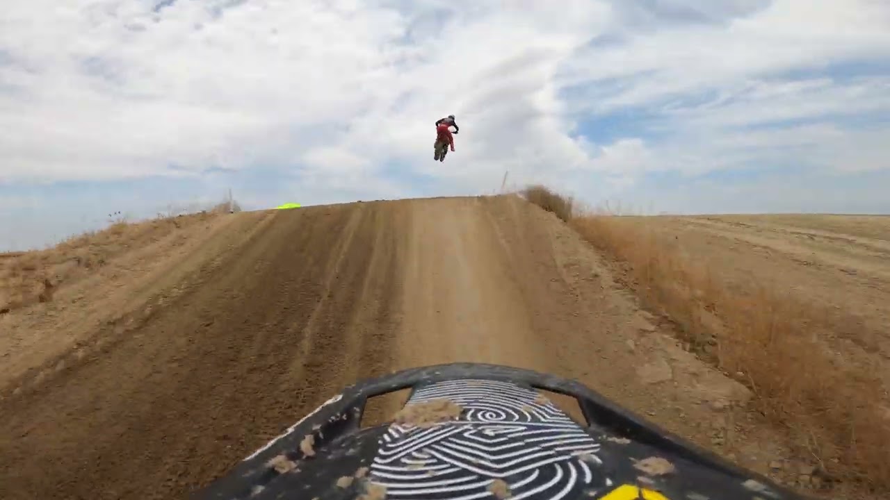 Honolulu Hills Shorter Main Track //  June 10, 2023 // Stock 2023 YZ250F