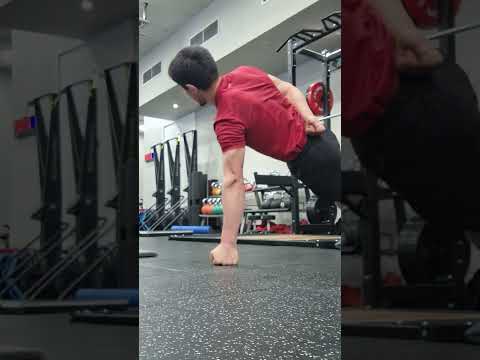 این حرکت مخصوص کسانی است که موچ یا هم بند دست های ضعیف دارند الخصوص فایتر های بوکس و MMA