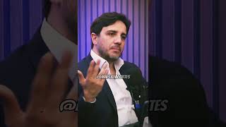 Entrevistadora pergunta sobre o processo de criação do partido!