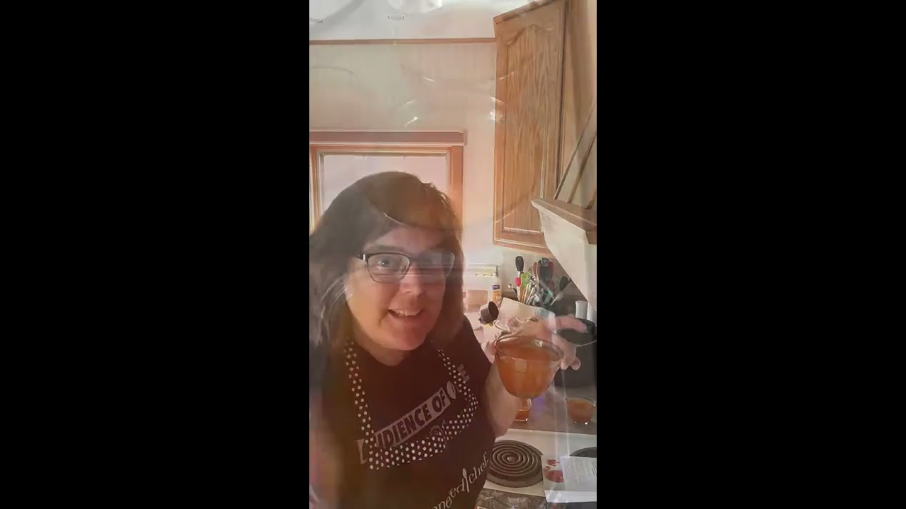 Jam in the Deluxe Cooking Blender