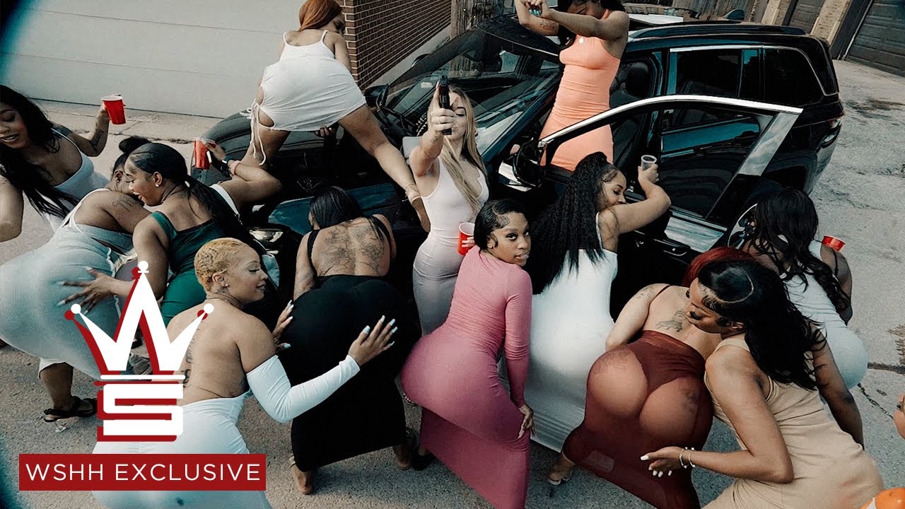 Sizzy - Too Many (Official Music Video) adlı videoyu YouTube'da izle Sizzy - Too Many (Official Music Video) adlı videoyu YouTube'da izle