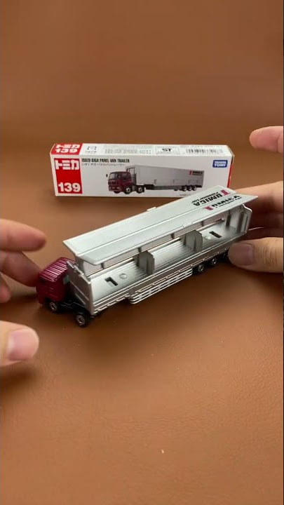 139 ISUZU GIGA PANEL VAN TRAILER [Long Tomica] toy car