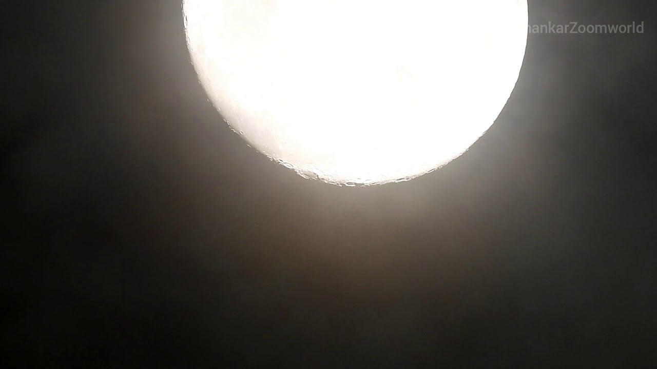 Moon raising over, camera fixed and speed at 10X