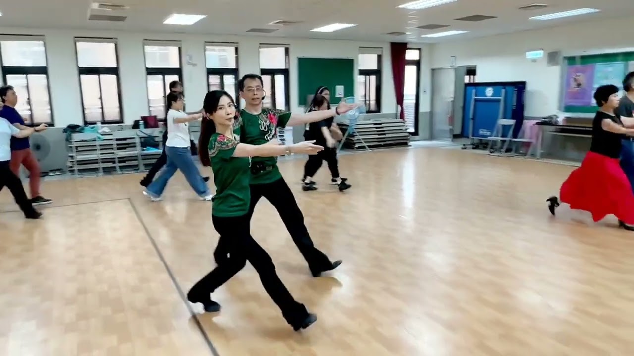 最後華爾滋-葉人鳳、王年浩示範