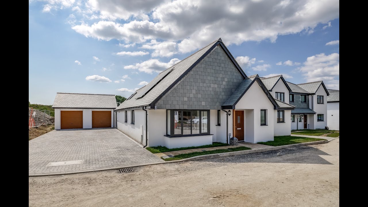 15 Jubilee Drive, Crapstone, Yelverton YouTube