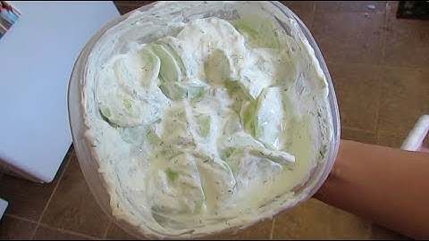 Creamy Cucumbers {snack} | Lauren Benet