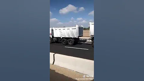 اغنية استرها علينا يارب مع فيديو لعربيات نقل 