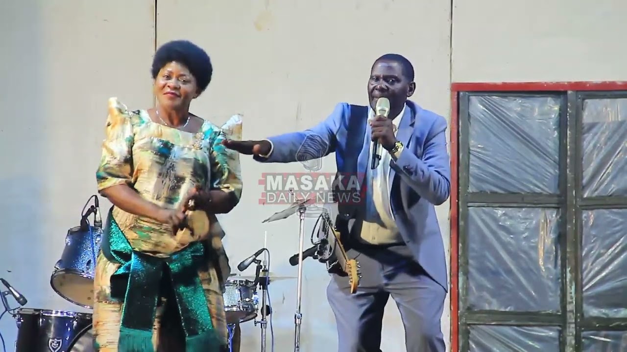 Ebizibu byabasajja n'abakyala - Matia Lwanga ne Sauda Batenda. Kadongokamu Live band performance