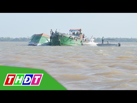 Video Sóc Trăng: Chìm sà lan chở cát, 2 cháu bé mất tích |... - youtube