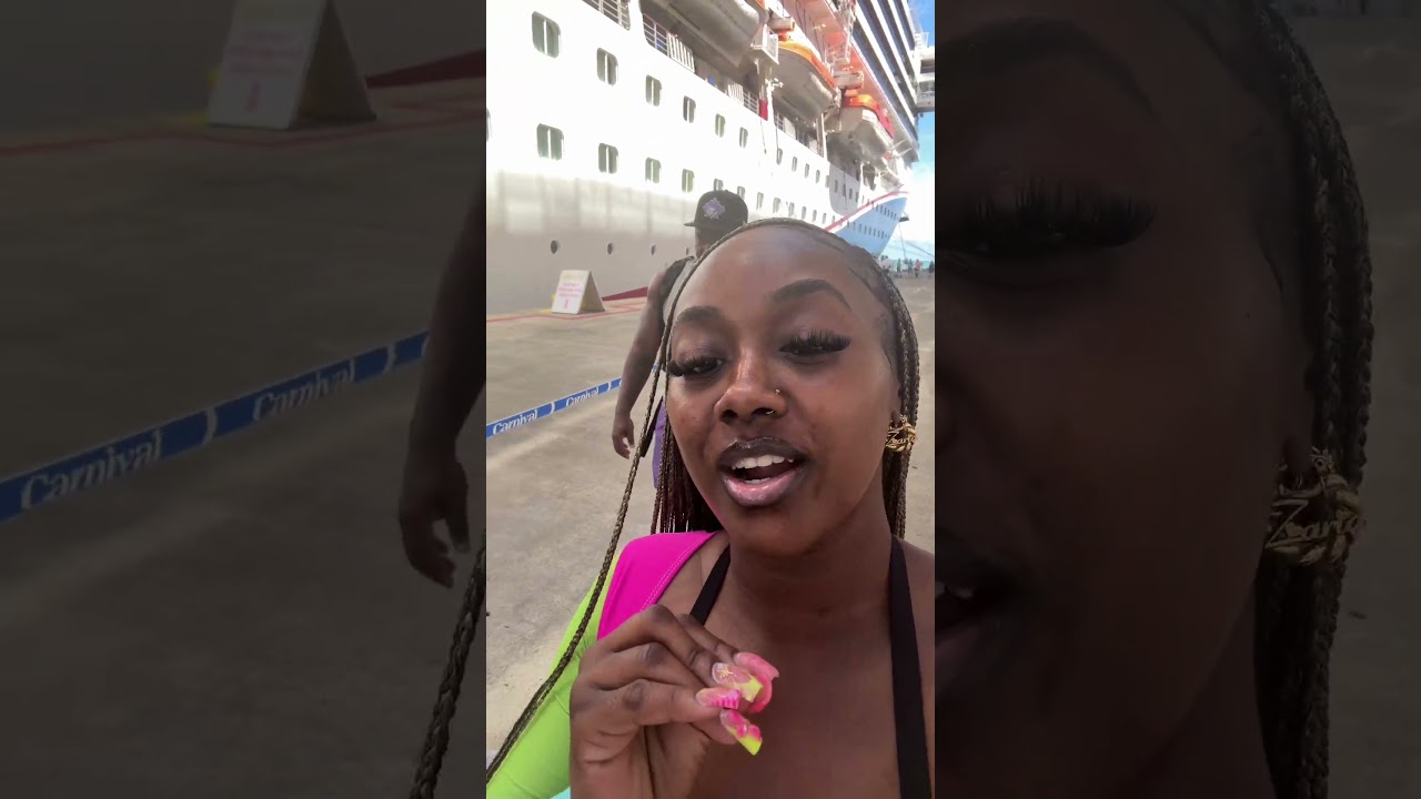 Mom on vacation @Carnival
