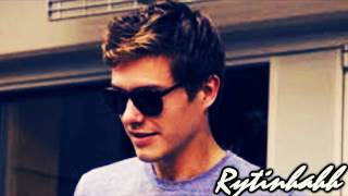Xavier Samuel // Shooting Star