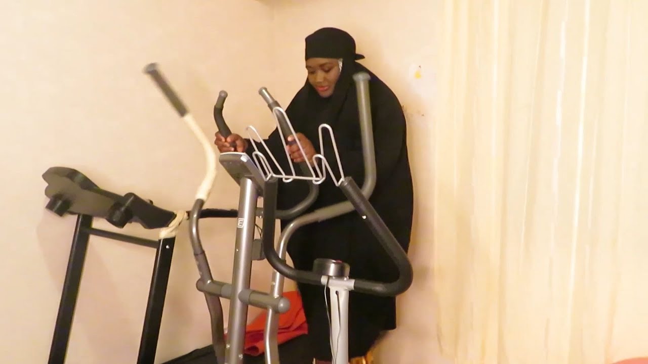 SIDEEN GURIGA ISKUGU CAATEEN KARAA??