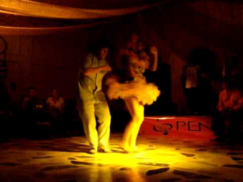 Paola Flechas y Edwin Cadena en Pentagrama Llano y...