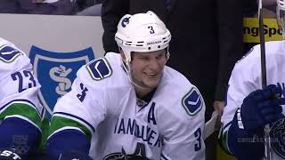 Vernon Fiddler's funny impression of Kevin Bieksa (HD)
