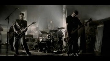 Breakin Benjamin - unknown soldier / music video / lyrics on screen