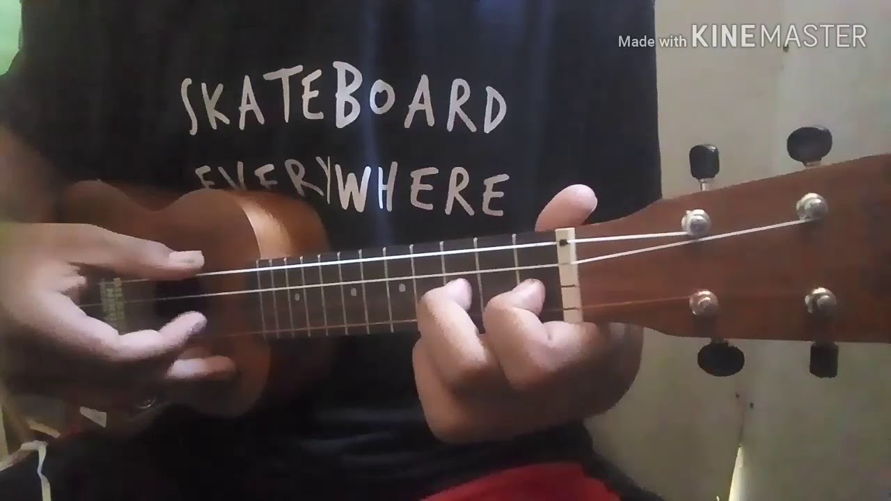 RAPUH-MELODI|| VERSI FINGERSTLYE UKULELE SENAR 4 - YouTube