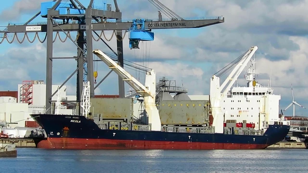 cargo seaship NICOLA V2BK4 IMO 9358010 Emden merchant crane vessel Seeschiff Kranschiff