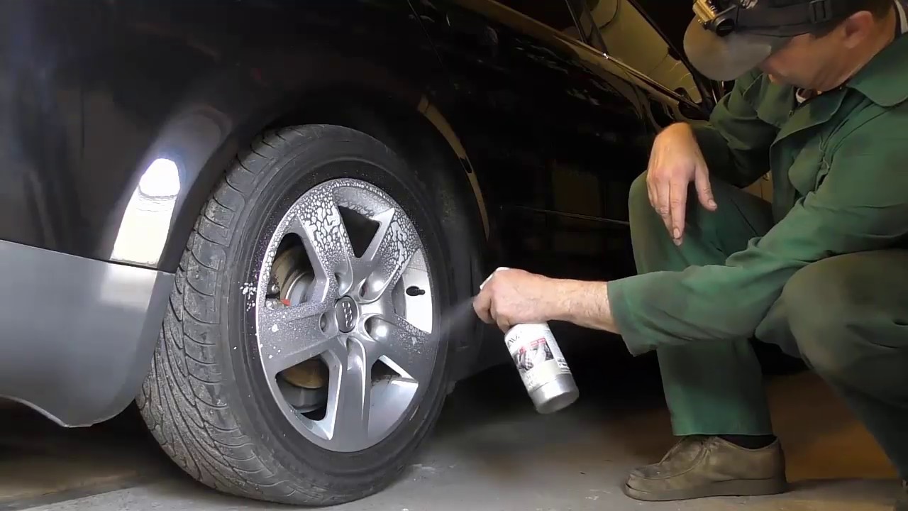 Зачем делать химчистку авто