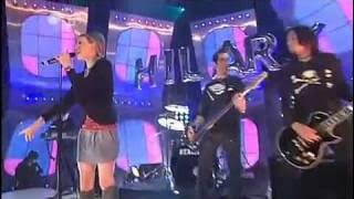 Hilary Duff - Wake Up - Live At MOM HQ