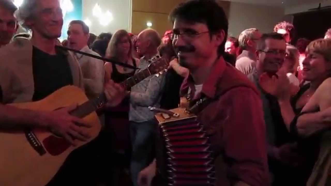 Grands-mères et soufflets (La petite salopette) | Villeurbanne