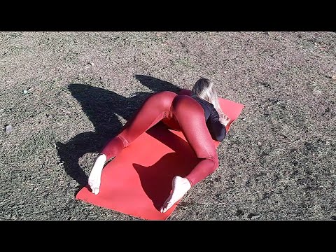 Yoga de Vermelho por Jacqueline Oficial