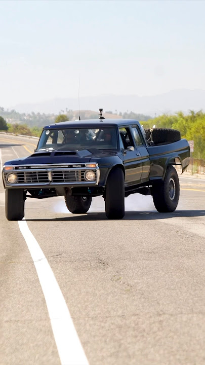 F100 Pre-Runner Throws Down on Streets of LA #automotive #truck #offroad #trucks #drift #drifting