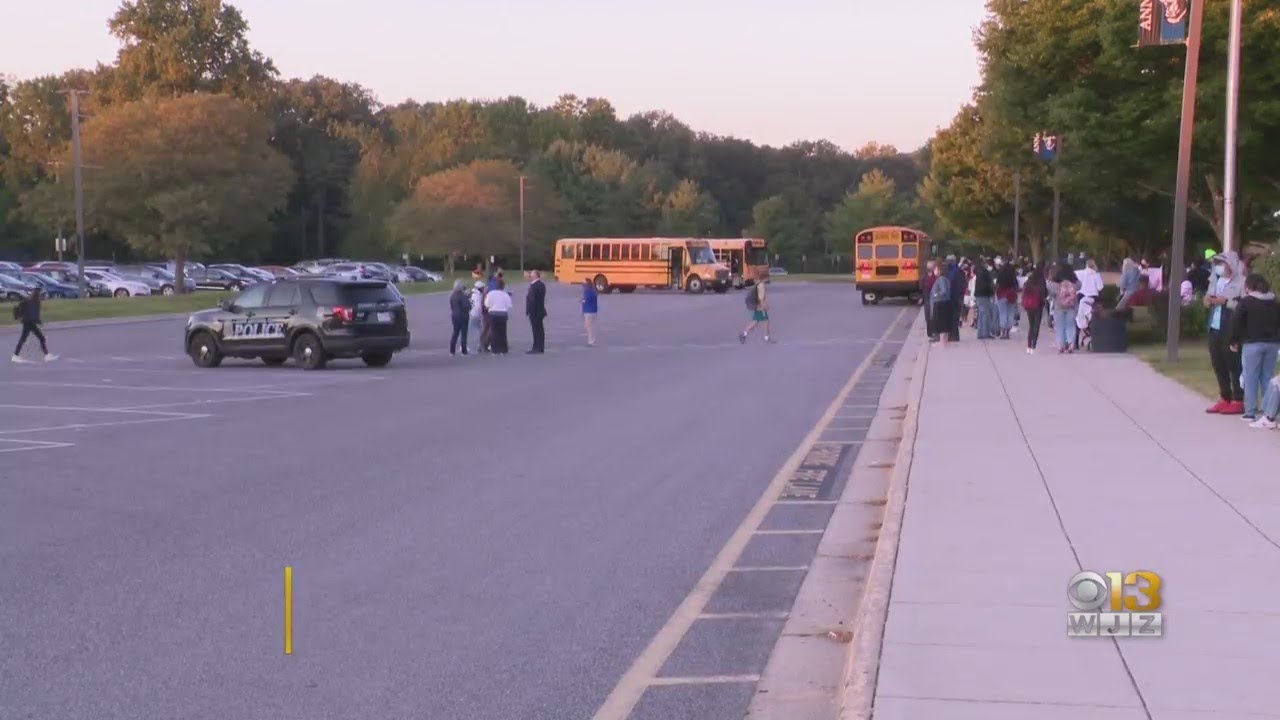 Community Shows Support For Annapolis High School Students Following Violence