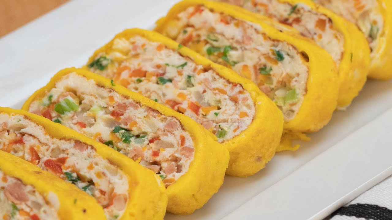 Более современный способ приготовить рулет из омлета по-корейски - Gyeramari (계란말이)