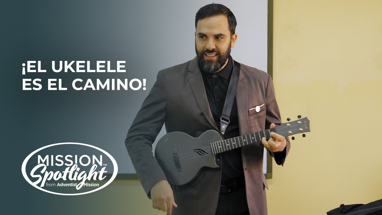 Weekly Mission Video - ¡El ukelele es el camino!