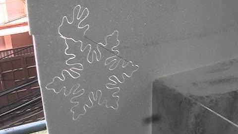 Cắt bông tuyết noel bằng máy cắt xốp CNC