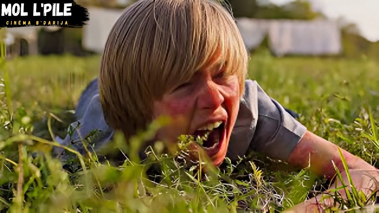 صبي يعاني من حساسية تجاه الهواء والماء😰لكن عند ذهابه للعلاج يكتشف أن والده ليس من هذا العالم😱||🎦 𝐄𝐥𝐢