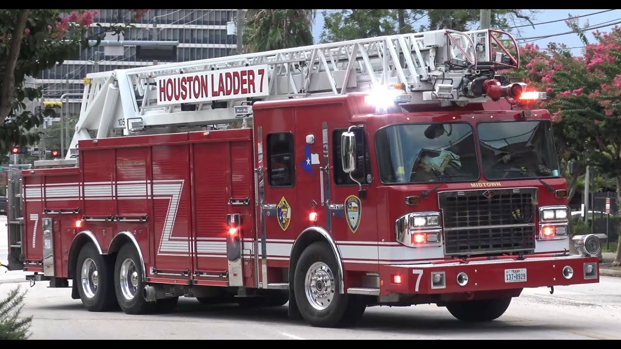 Houston Fire Station 7 Full House Response to MVI [HFD] YouTube